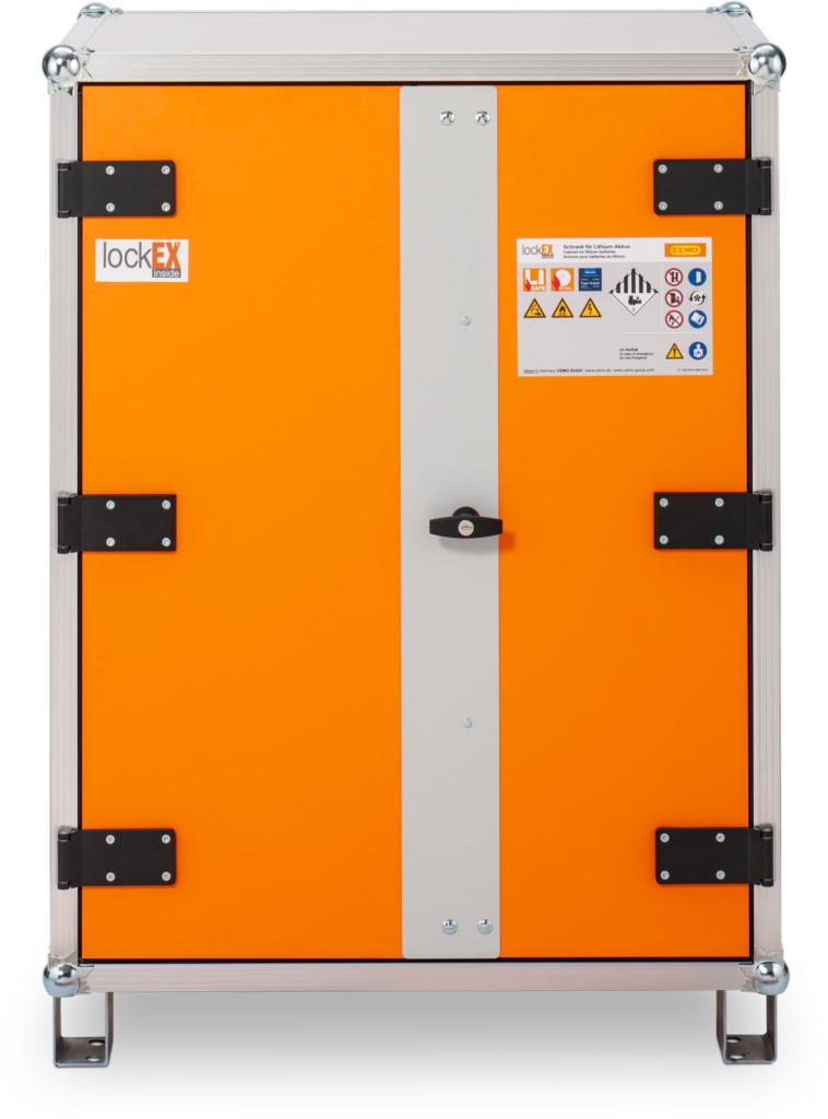 Lion Star Triple Battery Cabinet Kano