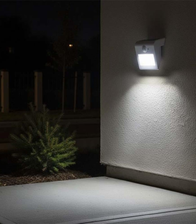 Solar Wall Garden Light Warri