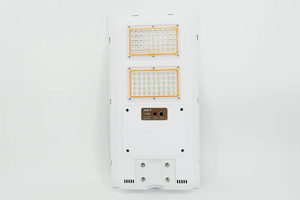 AKT Solar Flood Light 200W solar security flood light