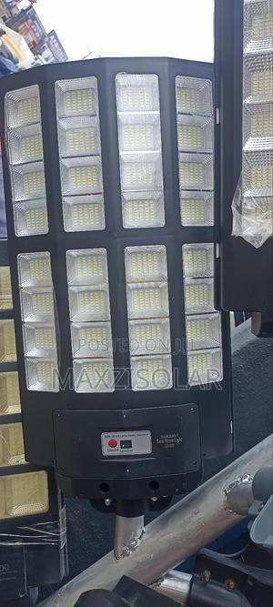 188185287_MzAwLTY2Ny1kOTczOWU2MzBj SUKHIG 500W Solar Energy Storage System lithium battery