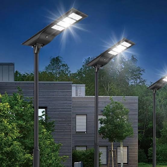 AKT LED Solar Street Light 100W All-in-One integrated solar street light
